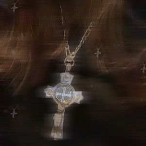 Meet your Posher, Cynthia